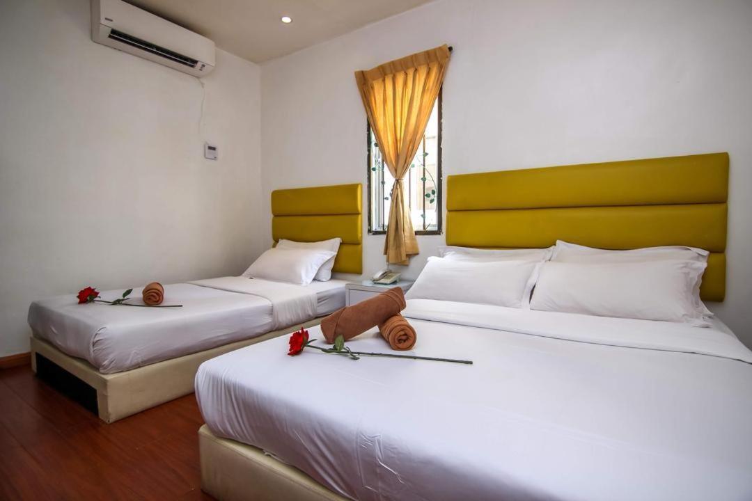 Rose cabaña Hotel Bandar Seri Alam Johor Bahru Exterior foto